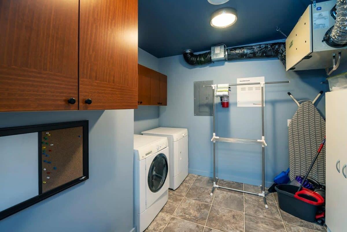 Вилла Nn - The Flame - Downtown 1-Bed 2-Bath Уайтхорс Экстерьер фото